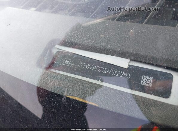 1GTW7AFG2J1912253 2018 GMC SAVANA 2500 White 