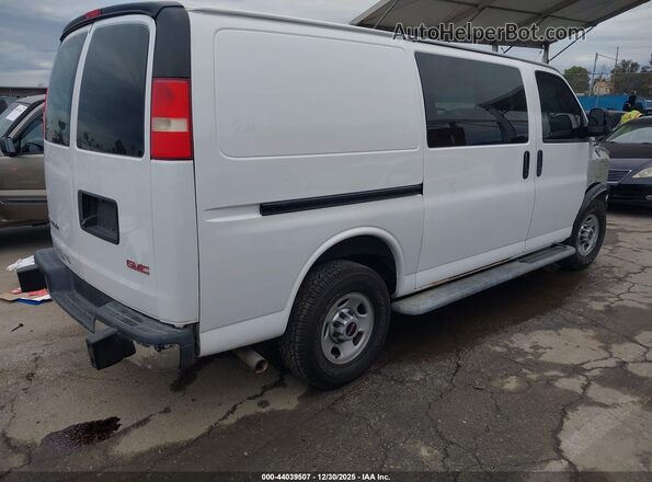 1GTW7AFG7J1214785 2018 GMC SAVANA 2500 Белый Задняя правая четверть