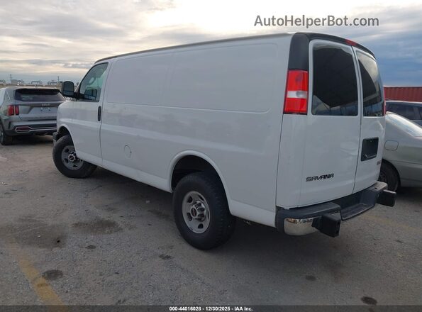 1GTW7AFGXK1340432 2019 GMC SAVANA 2500 White Trasero izquierdo