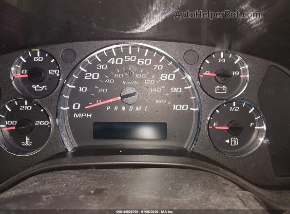 1GTW7AFP2R1185059 2024 GMC SAVANA CARGO White უკანა სავარძლების ხედი