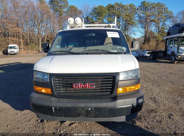 1GTW7AFP7K1295904 2019 GMC SAVANA 2500 White ხელსაწყოთა პანელის ხედი