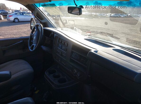 1GTW7AFP7K1295904 2019 GMC SAVANA 2500 White წინა სალონის ხედი