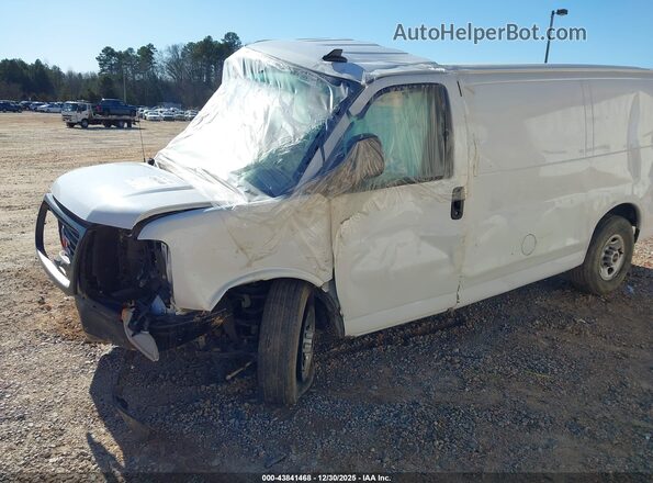 1GTW7AFP7R1165874 2024 GMC SAVANA CARGO White წინა ხედი