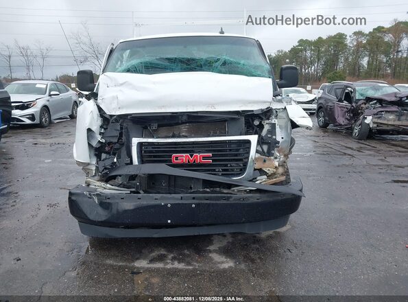 1GTW7AFPXM1212467 2021 GMC SAVANA CARGO Белый Вид щитка приборов