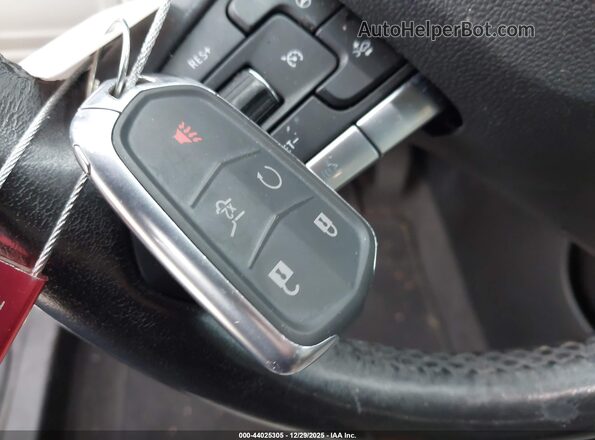 1GYAZAR48MF003005 2021 CADILLAC XT4 Green Widok deski rozdzielczej