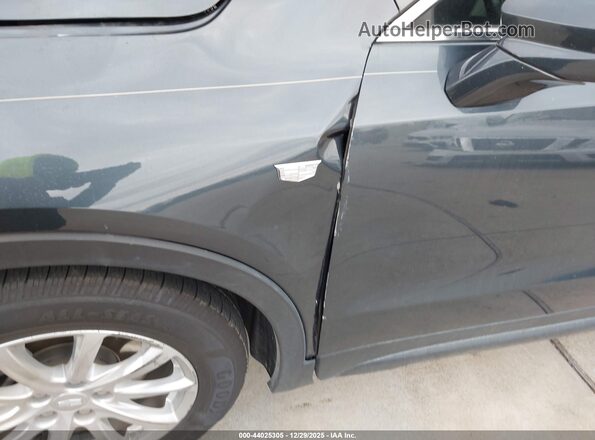 1GYAZAR48MF003005 2021 CADILLAC XT4 Green 