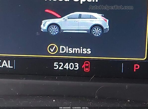 1GYAZAR48MF003005 2021 CADILLAC XT4 Green 