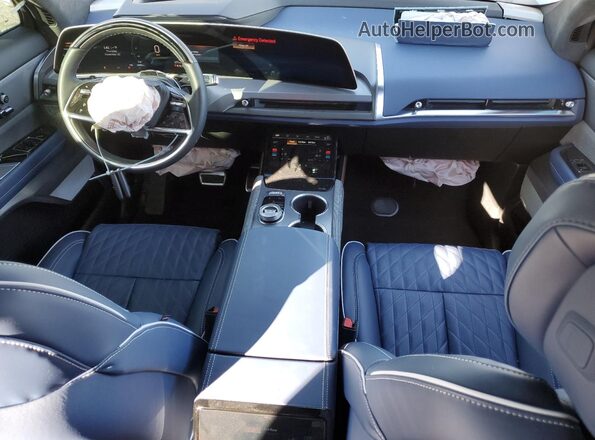 1GYC3MML8TZ704120 2026 CADILLAC VISTIQ Gray Առջևի վահանակի տեսք