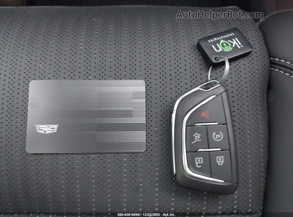 1GYC3NML5TZ701875 2026 CADILLAC VISTIQ Blue 