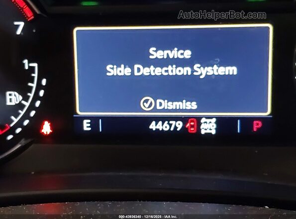 1GYFZDR42MF013083 2021 CADILLAC XT4 Black 