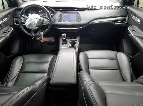 1GYFZDR45NF159950 2022 CADILLAC XT4 White Առջևի վահանակի տեսք