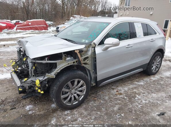 1GYFZDR46NF101135 2022 CADILLAC XT4 Серебряный Передняя левая четверть