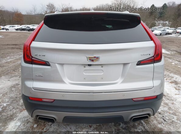1GYFZDR46NF101135 2022 CADILLAC XT4 Серебряный 