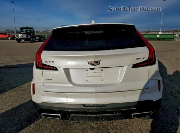 1GYFZDR46RF196303 2024 CADILLAC XT4 White 