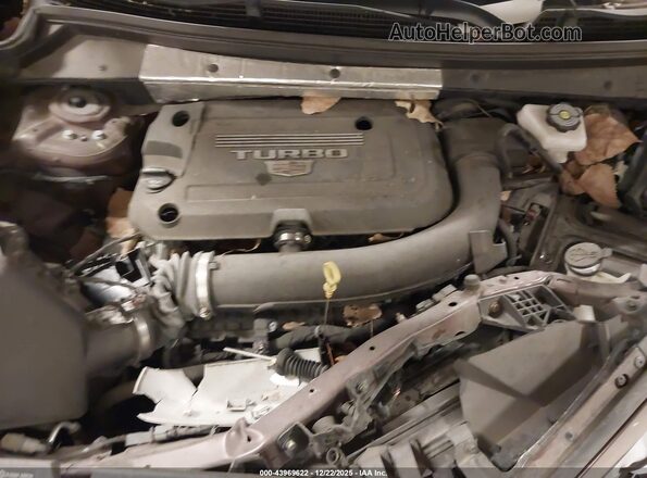 1GYFZDR47NF111043 2022 CADILLAC XT4 Purple უკანა ხედი
