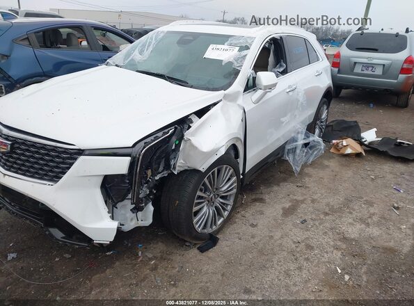 1GYFZDR48SF133290 2025 CADILLAC XT4 Белый Передняя левая четверть