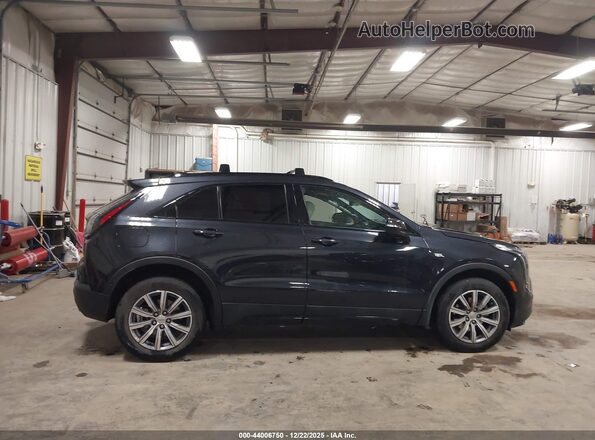1GYFZFR4XPF102268 2023 CADILLAC XT4 Gray Widok wnętrza 360 stopni
