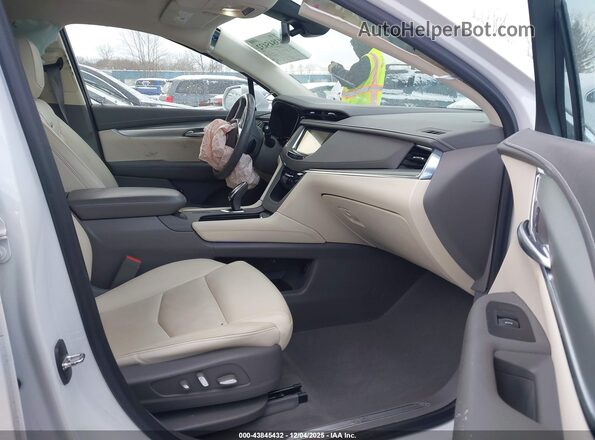 1GYKNDRS3JZ232153 2018 CADILLAC XT5 Белый 