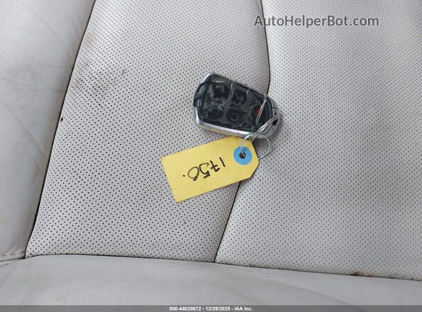 1GYKNERS5KZ247289 2019 CADILLAC XT5 Silver Вид панелі приладів