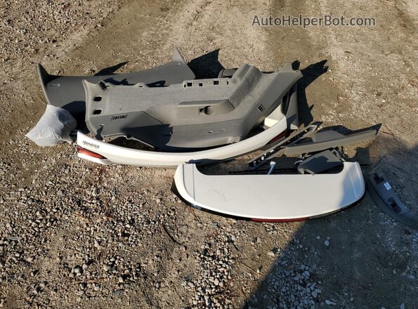 1GYKPCRS5LZ236342 2020 CADILLAC OTHER White Widok naklejki z numerem VIN