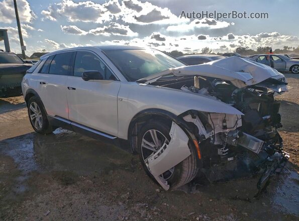 1GYKPMRL6RZ140968 2024 CADILLAC OTHER White Przód prawy