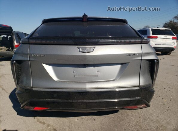 1GYKPRRL0RZ113293 2024 CADILLAC OTHER Silver Հետևի տեսք