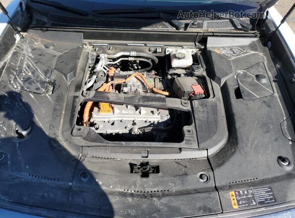 1GYKPVRL3RZ119808 2024 CADILLAC OTHER White Vista del compartimento del motor
