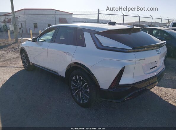 1GYKPVRL7RZ121464 2024 CADILLAC OTHER Белый Задняя левая четверть
