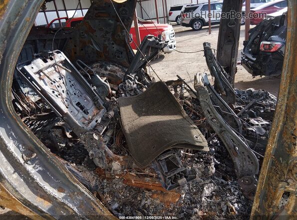 1GYS3BKL3NR288564 2022 CADILLAC ESCALADE White VIN կոդի պիտակի տեսք