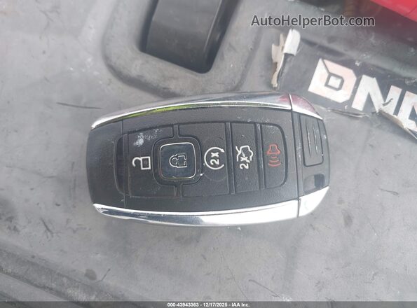 1LN6L9TP7H5600944 2017 LINCOLN CONTINENTA Dark Blue Вид панели приборов