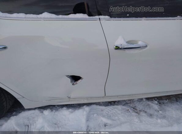 1N4AA6AP0HC365102 2017 NISSAN MAXIMA Белый Вид спереди