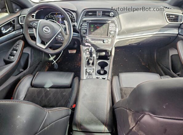 1N4AA6EV0PC506502 2023 NISSAN MAXIMA SR Черный Вид панели приборов