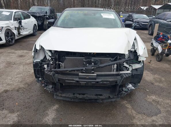 1N4AA6FV2PC502563 2023 NISSAN MAXIMA PLATINUM White ხელსაწყოთა პანელის ხედი