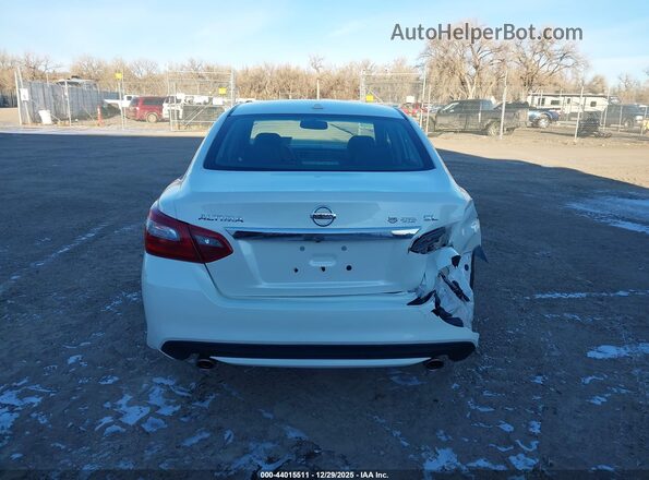 1N4AL3AP7JC249300 2018 NISSAN ALTIMA White 