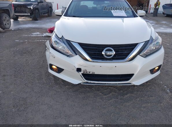 1N4AL3AP7JC249300 2018 NISSAN ALTIMA White 