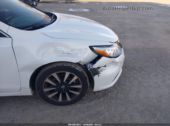 1N4AL3AP7JC249300 2018 NISSAN ALTIMA White 