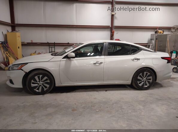 1N4BL4BV0LC151591 2020 NISSAN ALTIMA White 360 interior view
