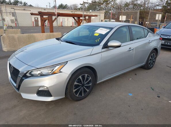 1N4BL4BV2LC273451 2020 NISSAN ALTIMA Silver Vista tres cuartos delantera izquierda