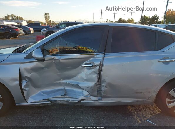 1N4BL4BV2NN303569 2022 NISSAN ALTIMA Silver Вид спереду