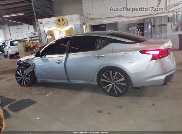 1N4BL4CV0KC211494 2019 NISSAN ALTIMA Gray Vista interior trasera