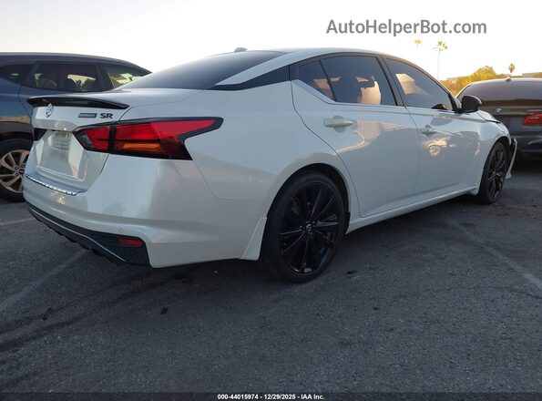 1N4BL4CV1NN330096 2022 NISSAN ALTIMA White Задня права чверть