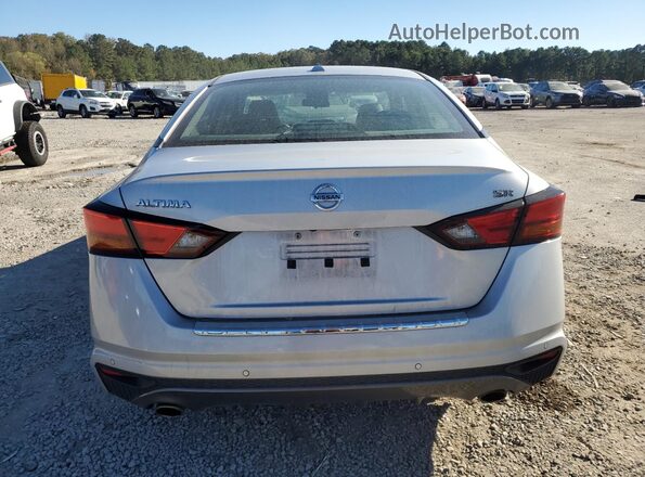 1N4BL4CV1NN373417 2022 NISSAN ALTIMA Silver Rear view