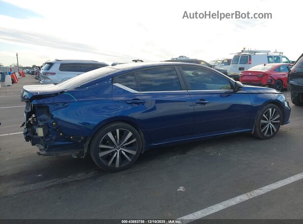 1N4BL4CV2KC149788 2019 NISSAN ALTIMA Dark Blue Rear interior view