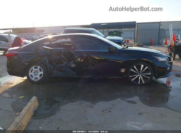 1N4BL4CV5LC130833 2020 NISSAN ALTIMA Black Rear interior view