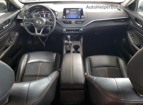 1N4BL4CV6NN344429 2022 NISSAN ALTIMA Silver Widok deski rozdzielczej
