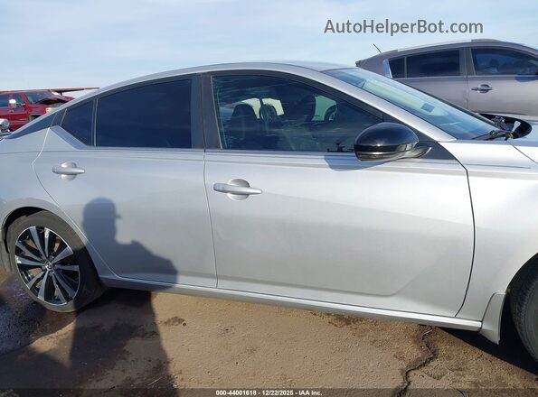 1N4BL4CV7KC118469 2019 NISSAN ALTIMA Silver Панорамний вид салону 360°