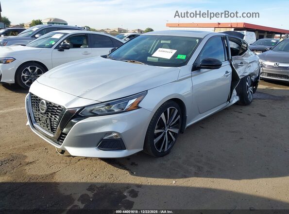 1N4BL4CV7KC118469 2019 NISSAN ALTIMA Silver Передня ліва чверть