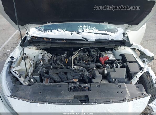 1N4BL4CV8KC164599 2019 NISSAN ALTIMA White Вид ззаду