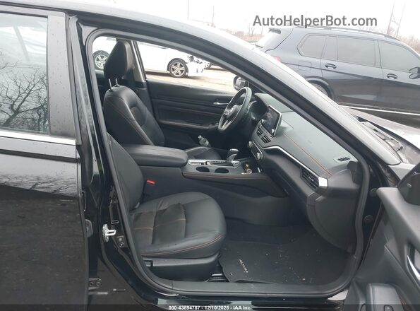 1N4BL4CW2MN346797 2021 NISSAN ALTIMA Черный Вид салона спереди