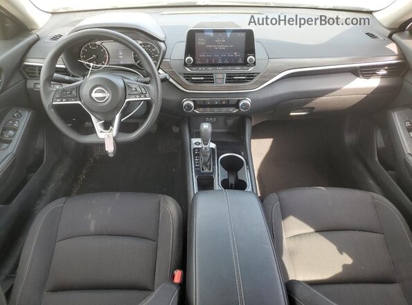 1N4BL4DV0RN404371 2024 NISSAN ALTIMA Silver Dashboard view